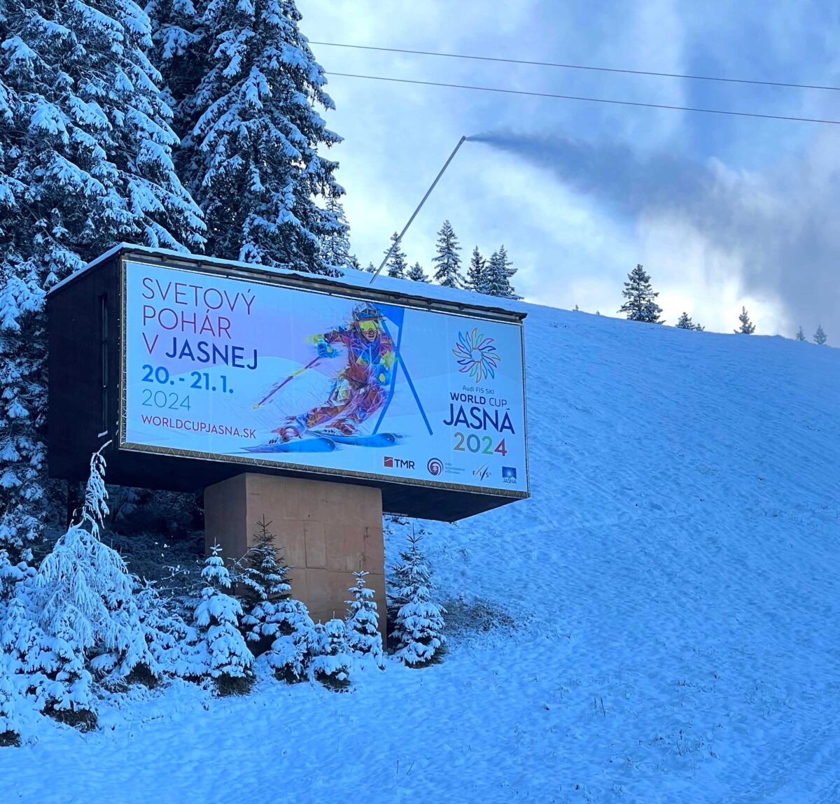 tatranska lomnica vysoke tatry zasnezovanie